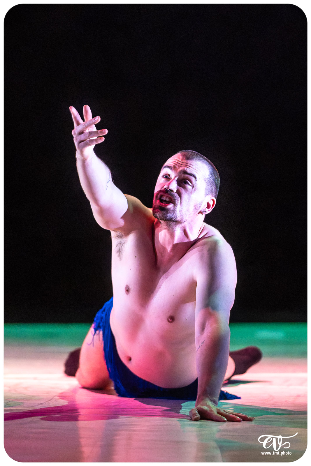 A4 (COMME LA FEUILLE) CIE CHICOS MAMBO